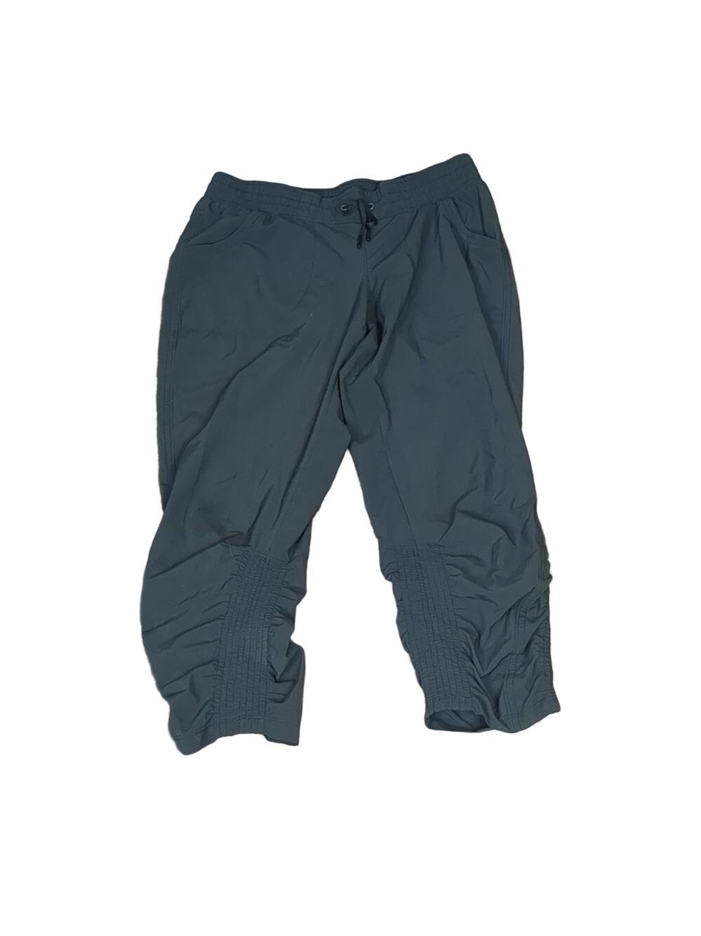 ATHLETA prima ruched Capri pants size 6